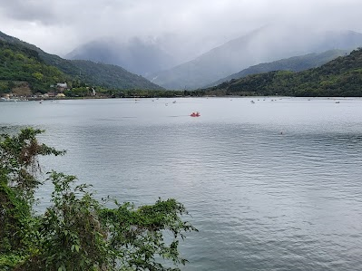Liyu (Carp) Lake