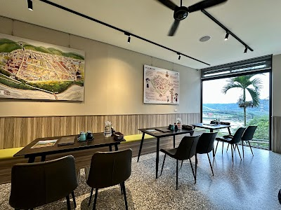 Hidden Garden Café