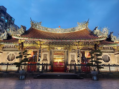 Lungshan Temple