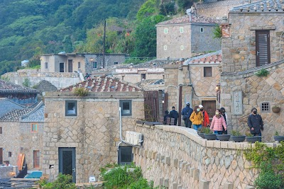 Qinbi Village