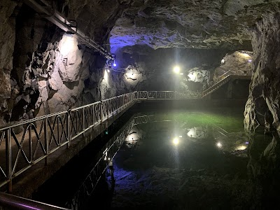 Zhaishan Tunnel
