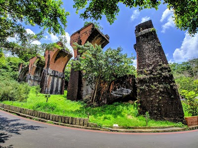 Remains of Longteng Bridge
