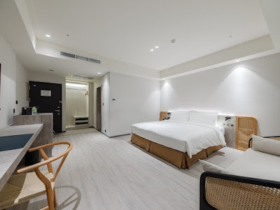 Boutech Dahu Park Hotel