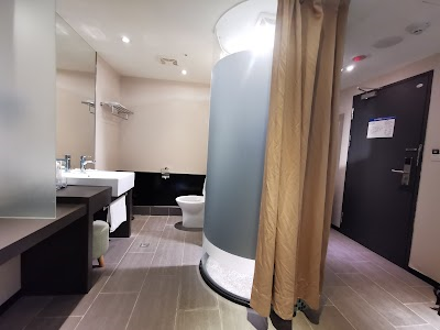 Whotesome Hotel