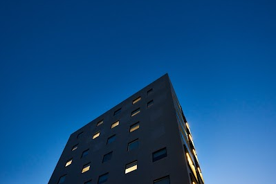 Waterfront Hotel